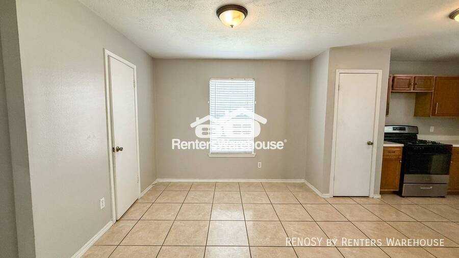 503 Willow West Dr - Photo 5 of 38