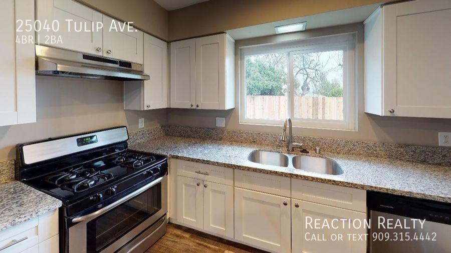 25040 Tulip Ave - Photo 3 of 25