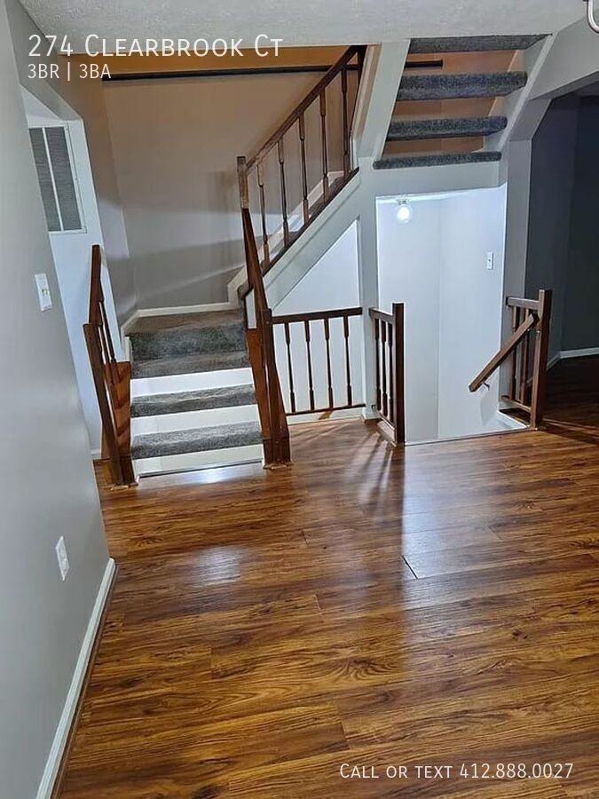 274 Clearbrook Ct - Photo 3 of 17