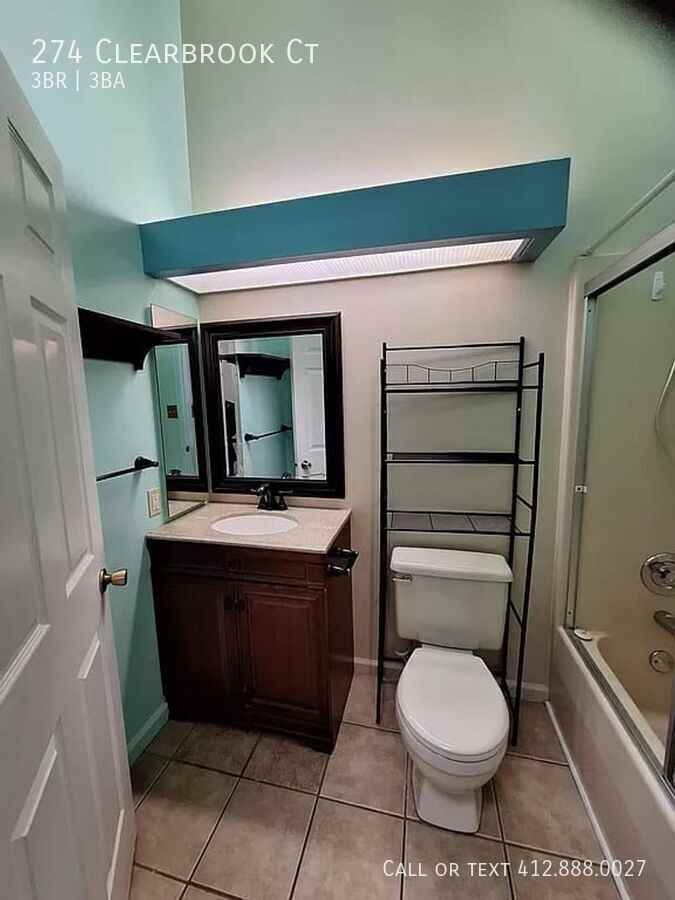274 Clearbrook Ct - Photo 7 of 17