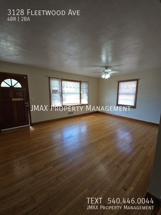 3128 Fleetwood Ave - Photo 2 of 21
