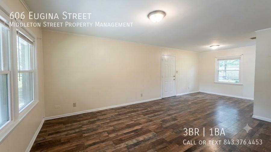 606 Eugenia St - Photo 3 of 20