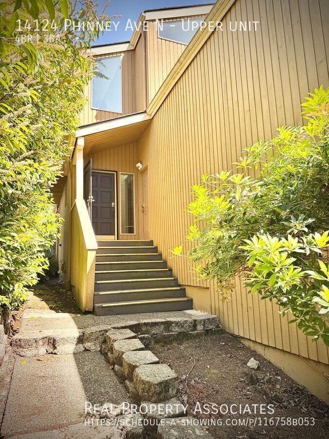 14124 Phinney Ave N - Photo 2 of 45