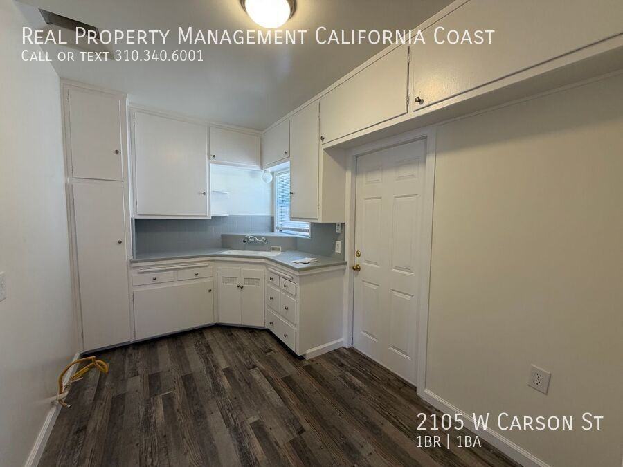 2105 W Carson St - Photo 4 of 8