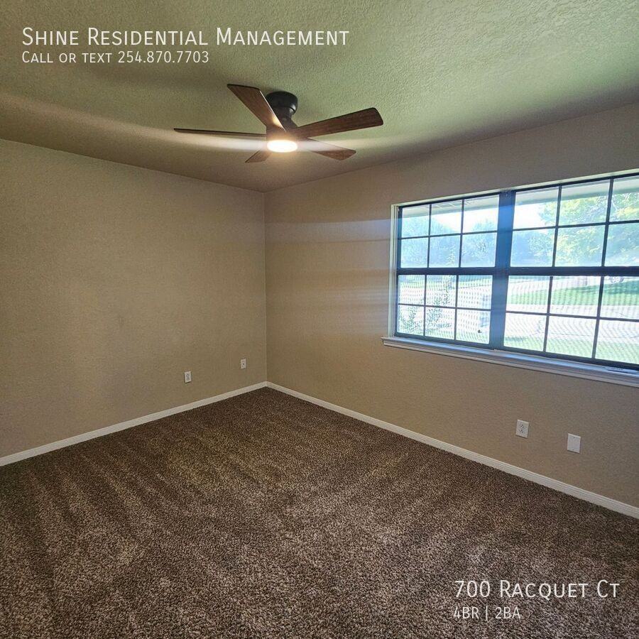 700 Racquet Ct - Photo 7 of 20