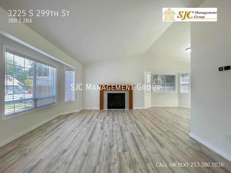 3225 S 299th St - Photo 2 of 21
