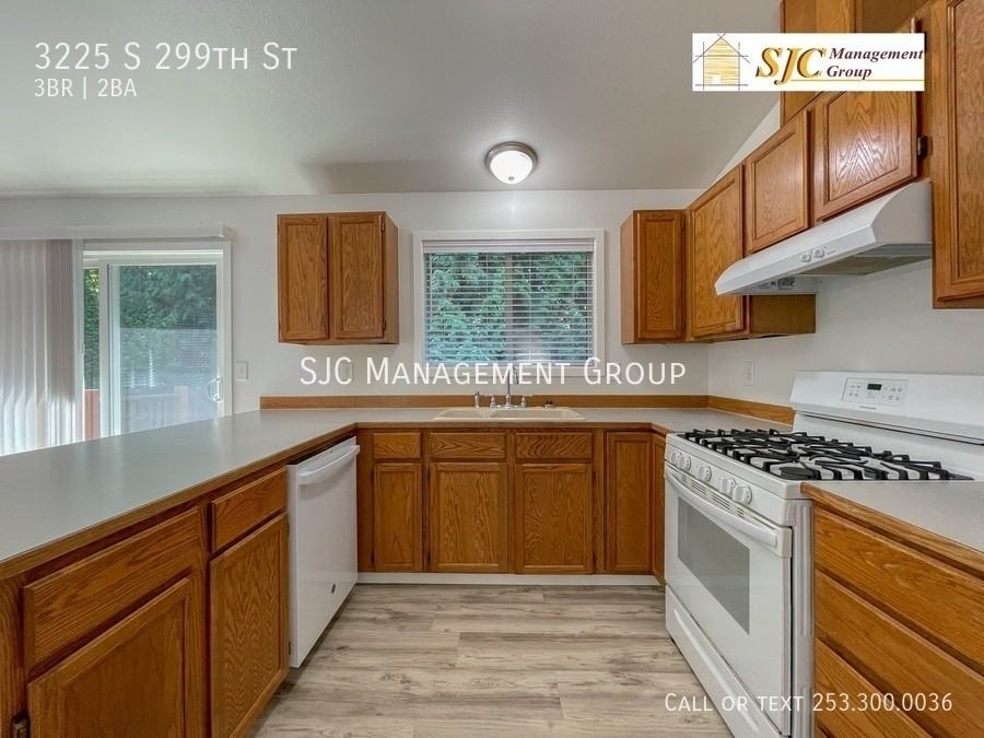 3225 S 299th St - Photo 7 of 21