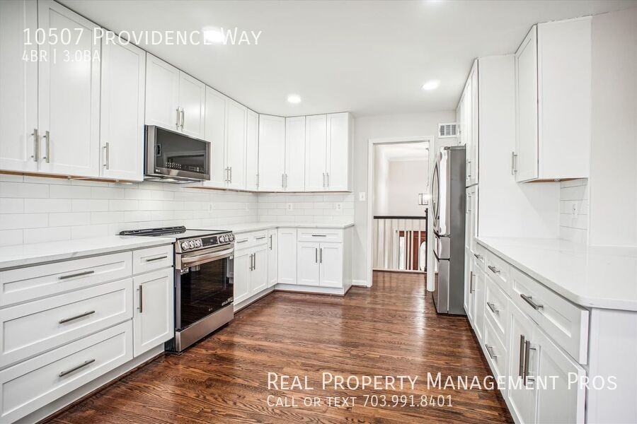 10507 Providence Way - Photo 6 of 31