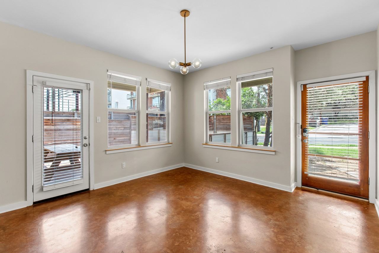 2314 S 5th St #1 - Photo 5 of 37