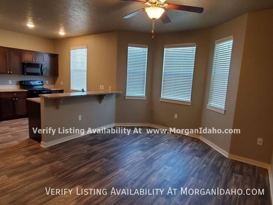 841 S Sunglow Ln #101 - Photo 3 of 12
