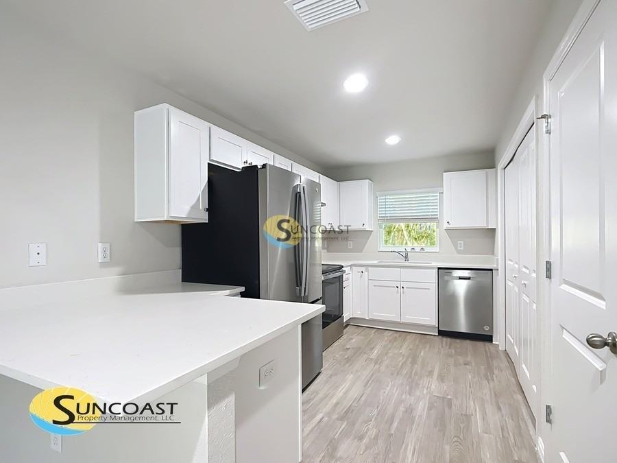 15729 Sw 34th Court Rd #2 - Photo 3 of 48