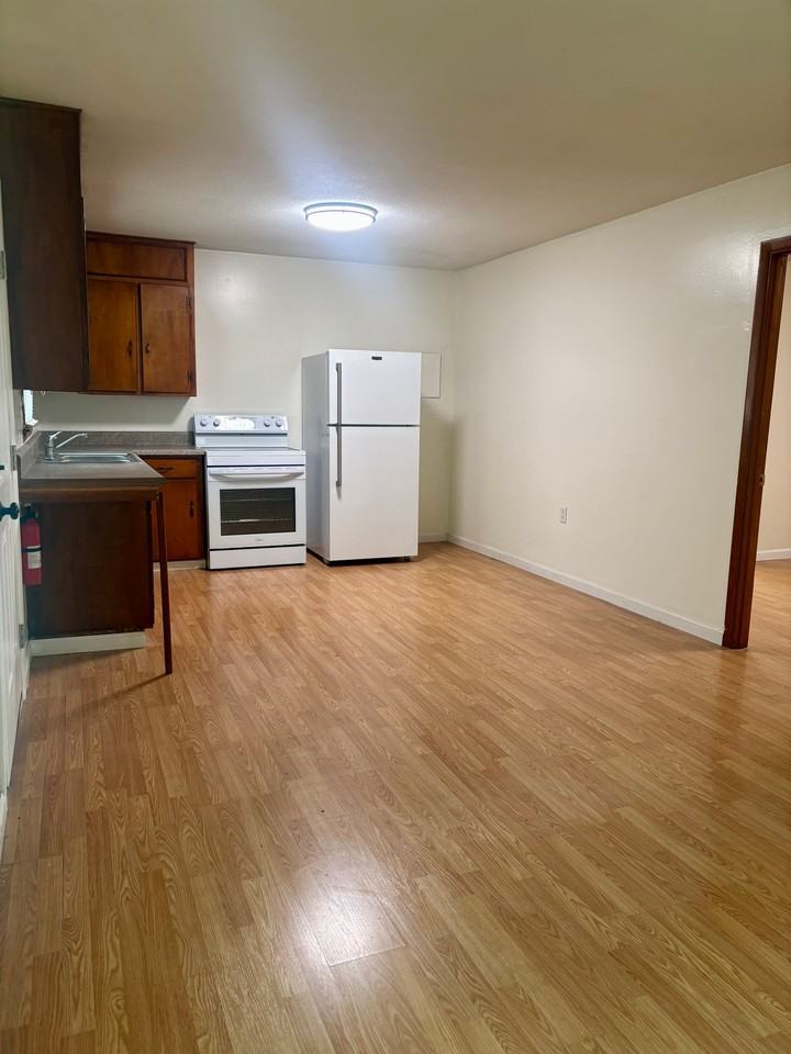 113 Vip Rd - Photo 7 of 10