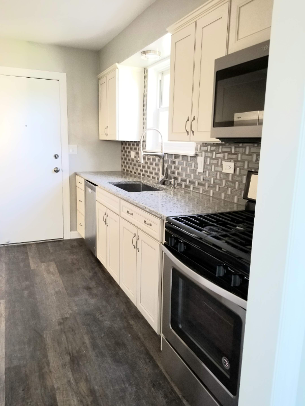 3446 Main St #2 - Photo 5 of 21