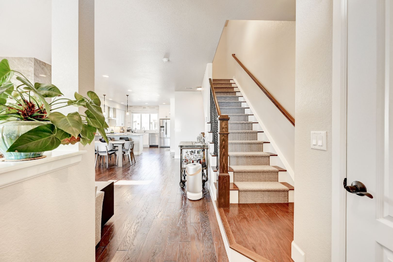 15515 W Washburn Ave - Photo 3 of 23