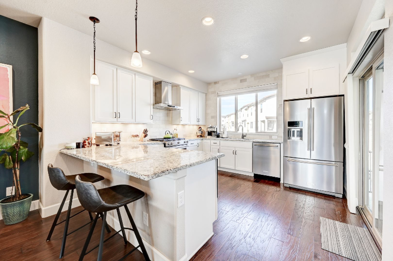 15515 W Washburn Ave - Photo 7 of 23