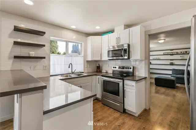 8317 295th St S - Photo 6 of 7