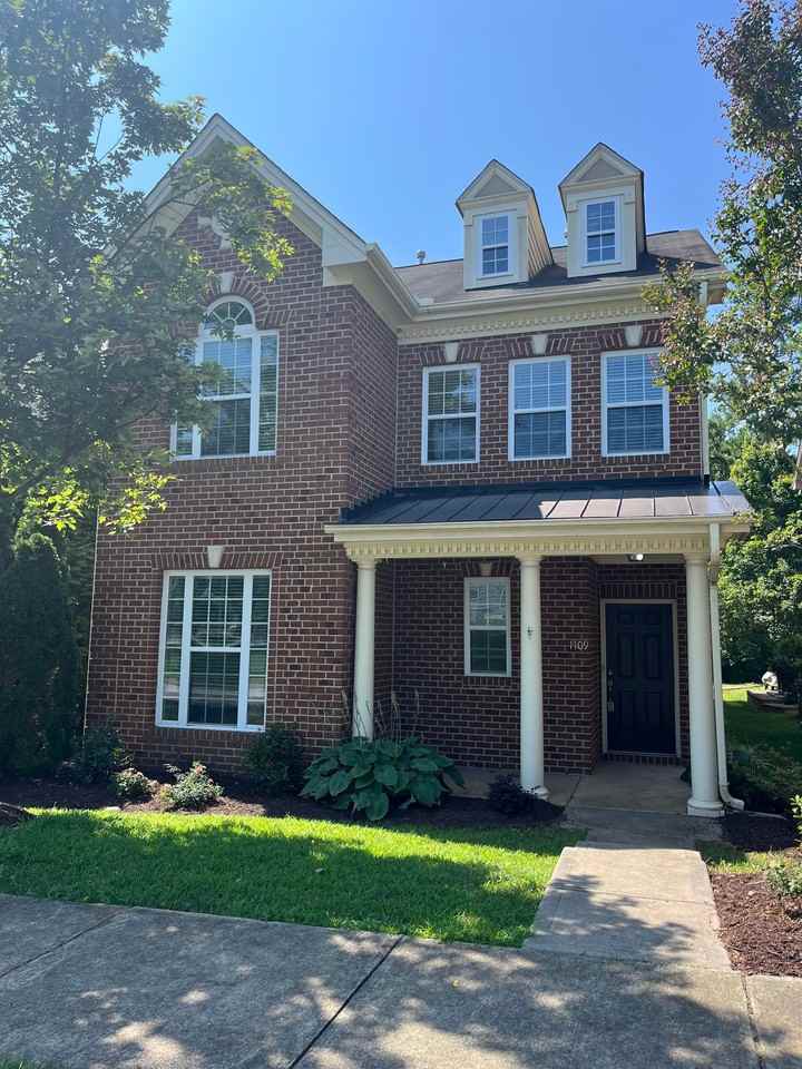 1109 Somers Dr - Photo 2 of 28