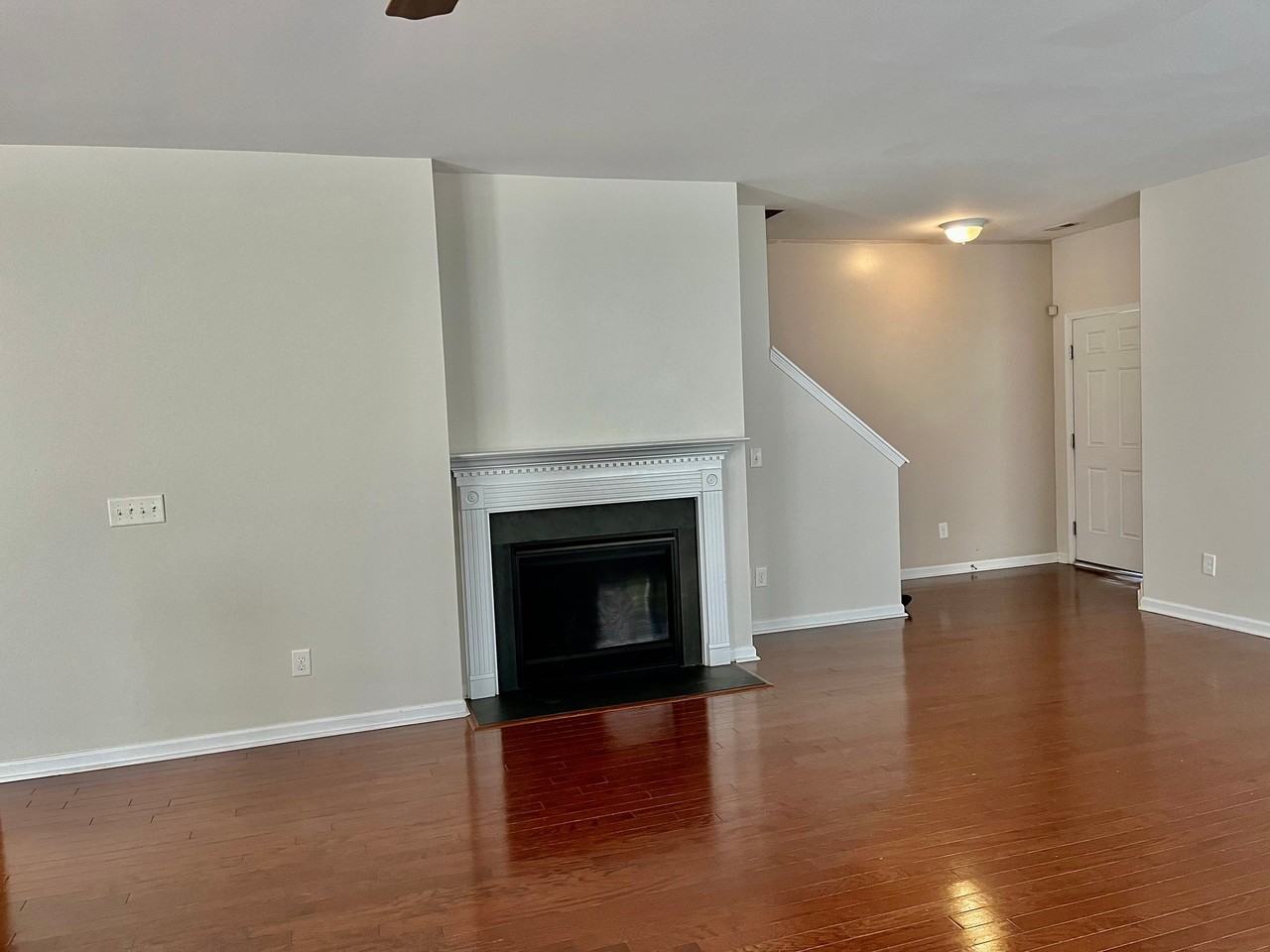 1109 Somers Dr - Photo 6 of 28