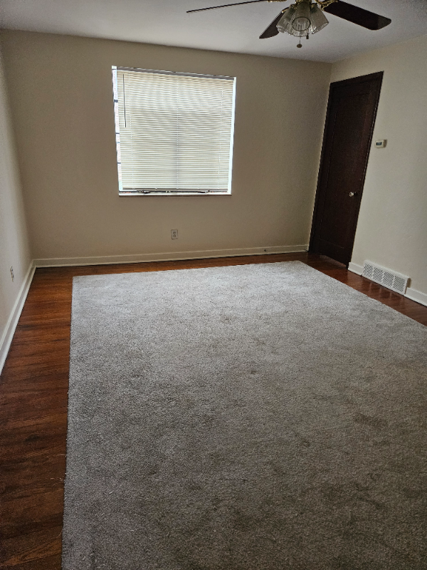 609 Tingley Ave - Photo 3 of 6