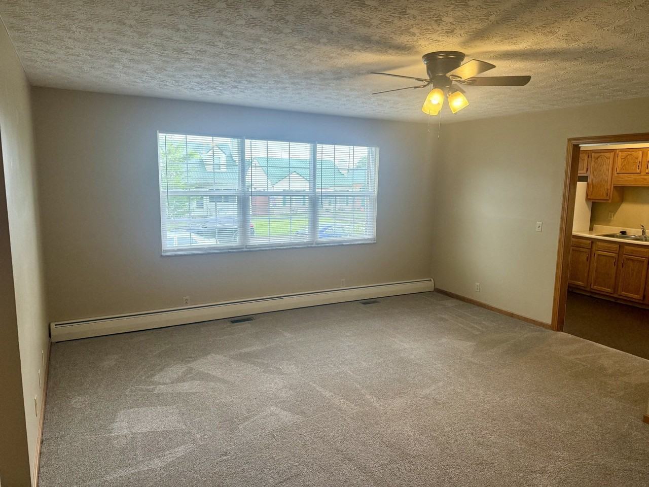 515 Monroe Ave #1 - Photo 4 of 17