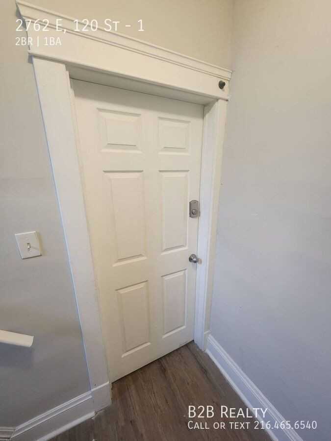 2762 E, 120 St #1 - Photo 2 of 24