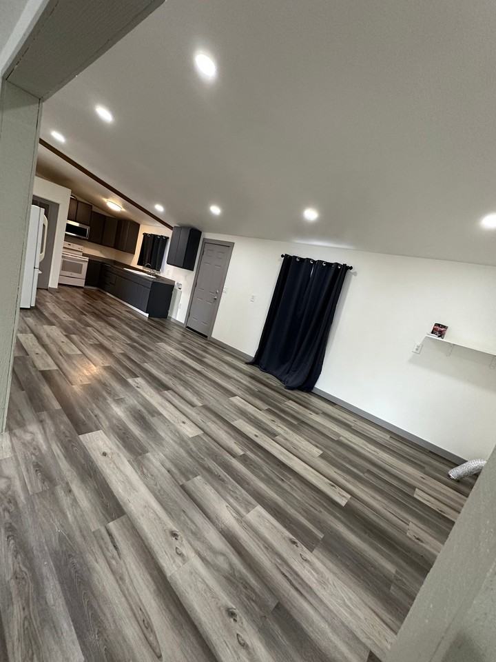 1009 N 15th St - Photo 6 of 8