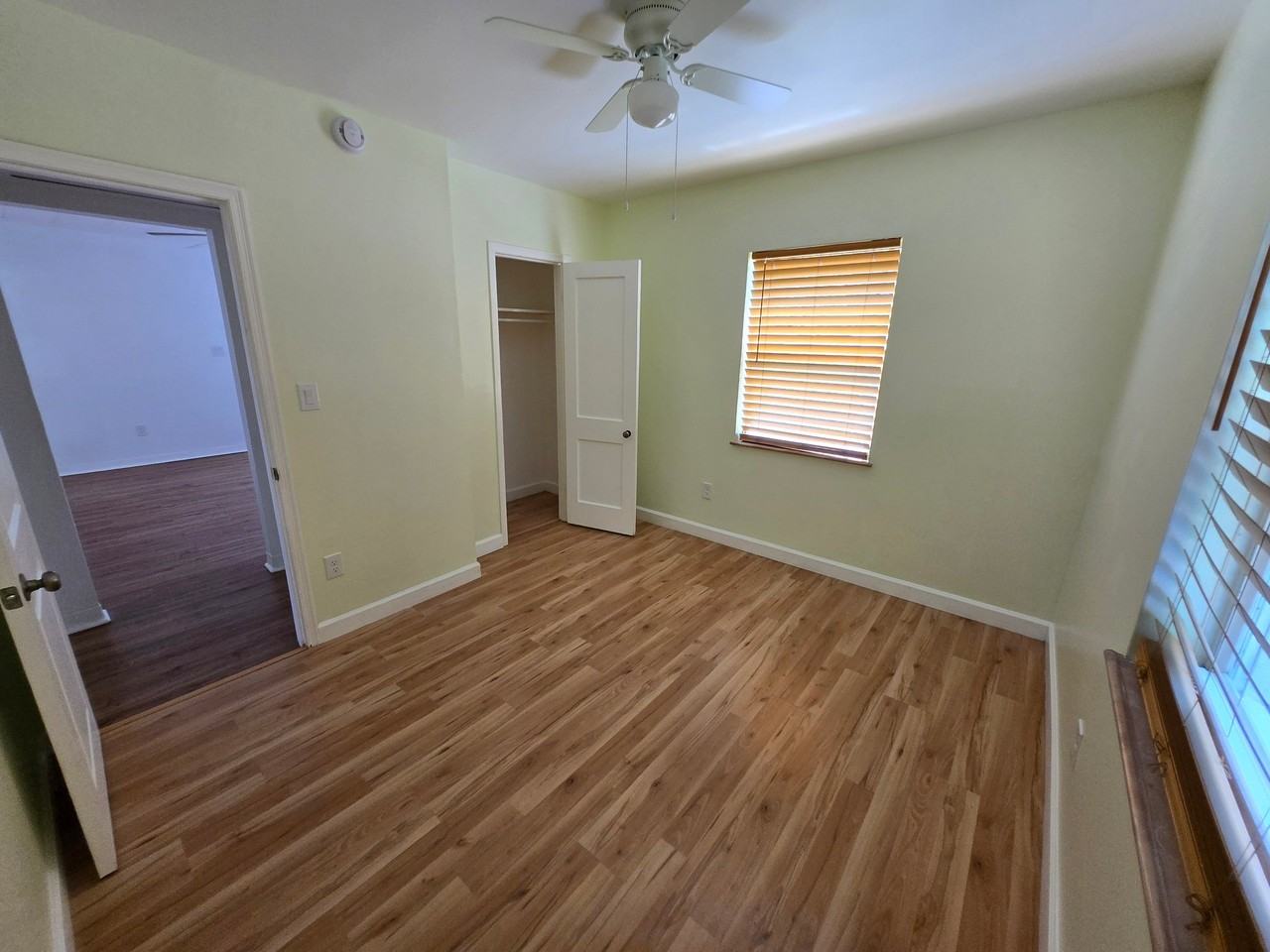 1611 Canterbury Rd N - Photo 5 of 8