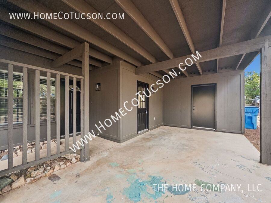 5123 Paseo Las Palmas - Photo 4 of 33