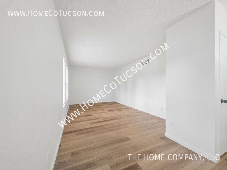 5123 Paseo Las Palmas - Photo 7 of 33