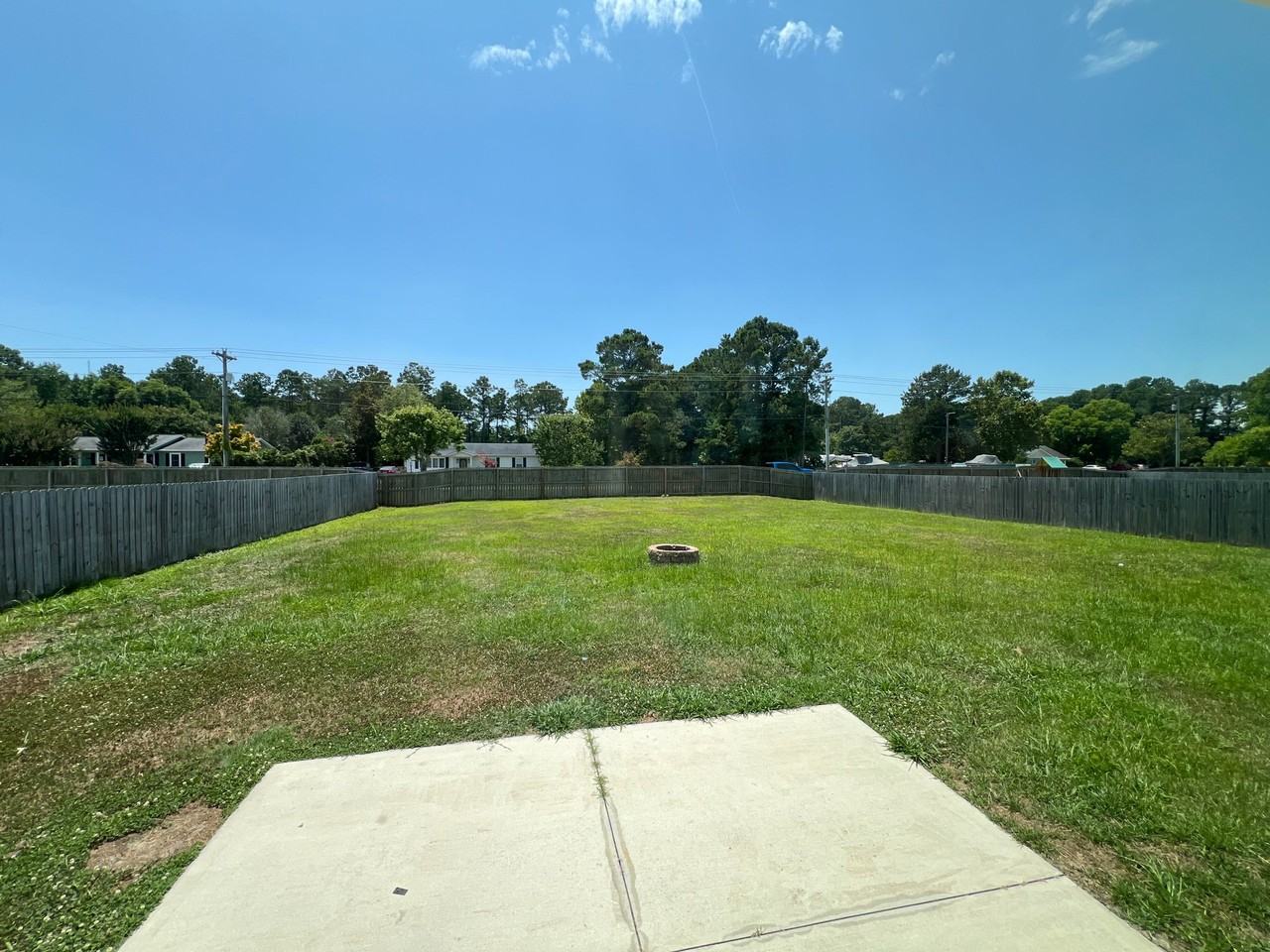 208 Breakwater Dr - Photo 7 of 19
