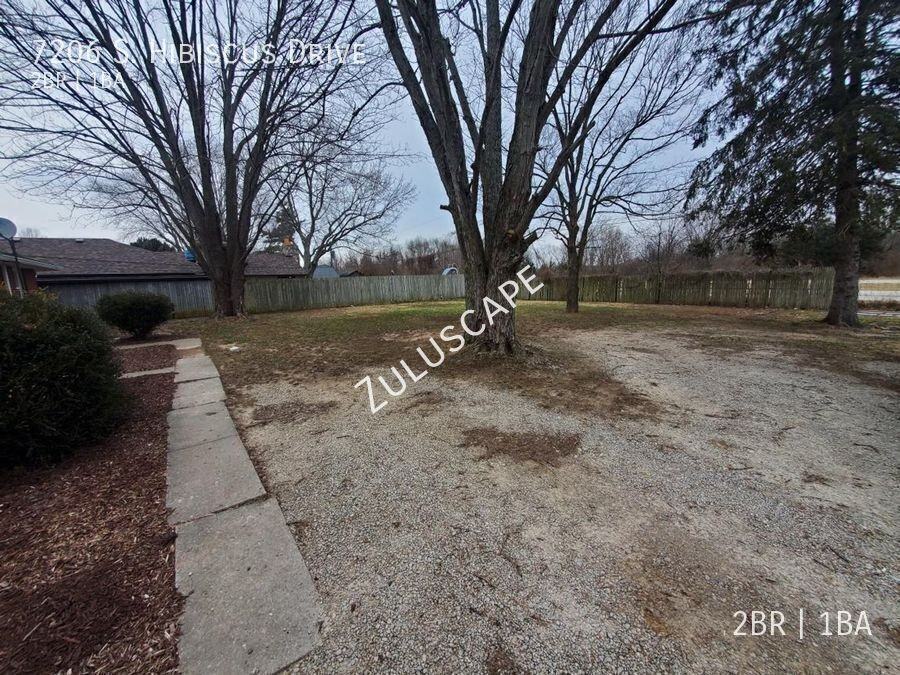 7206 S Hibiscus Dr - Photo 2 of 13