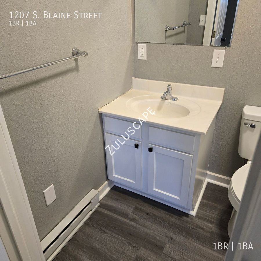 1207 S Blaine St - Photo 5 of 8