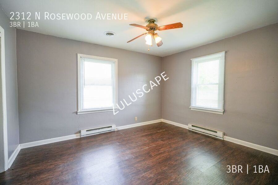 2312 N Rosewood Ave - Photo 4 of 18