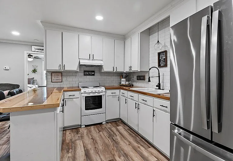 133 Devore Rd - Photo 3 of 5