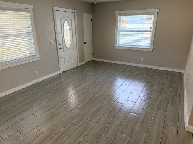 3924 Highland St S - Photo 2 of 15