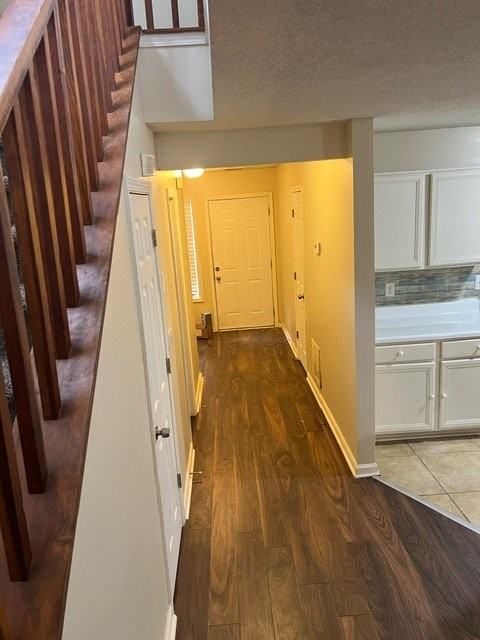 3519 Lehigh Way - Photo 4 of 17