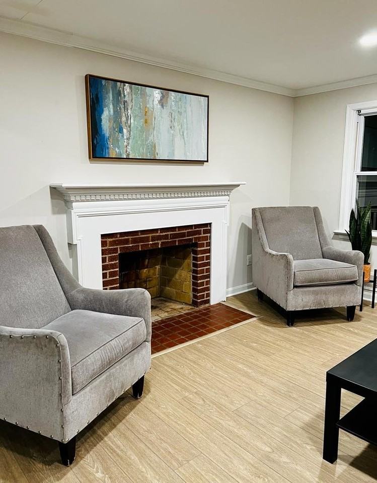 5311 59th Ave - Photo 5 of 10