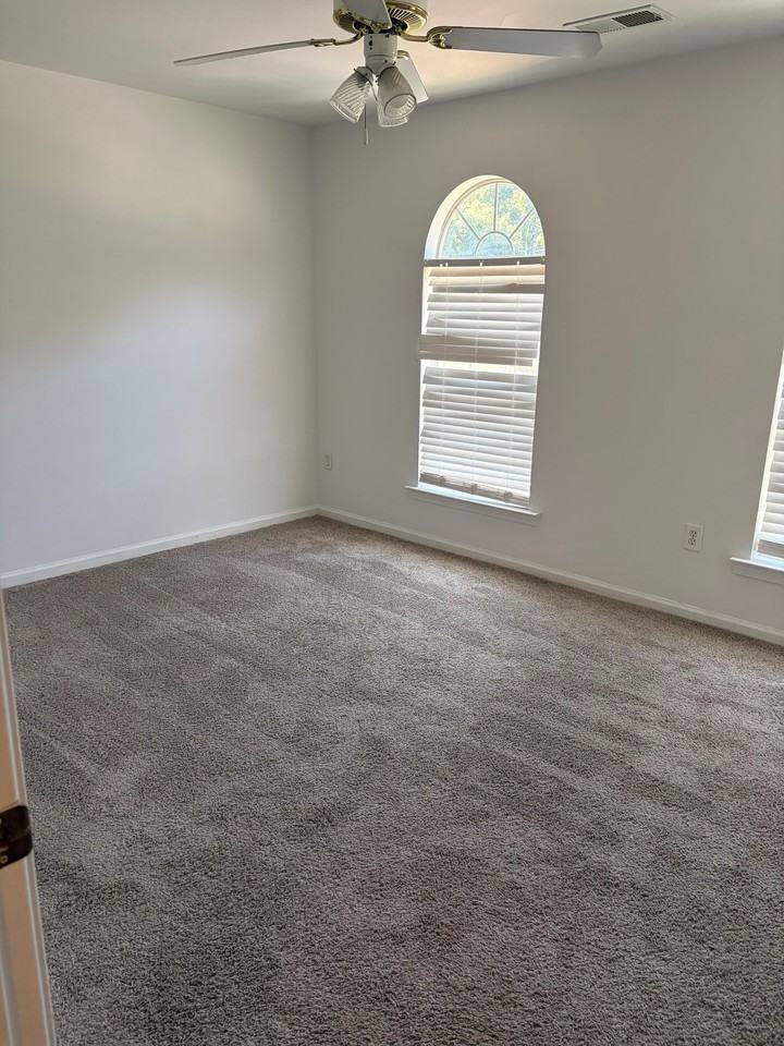 113 Willow Point Ln - Photo 5 of 5