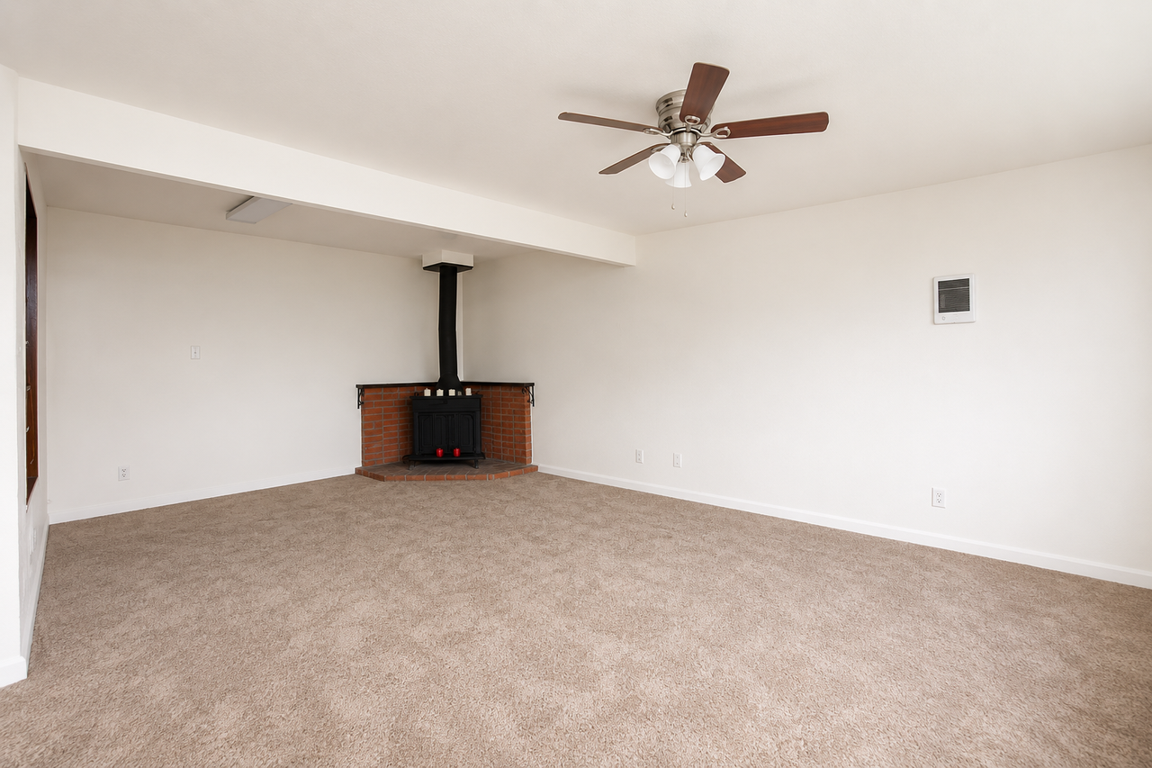 1201 Holly Ave #1 - Photo 5 of 18