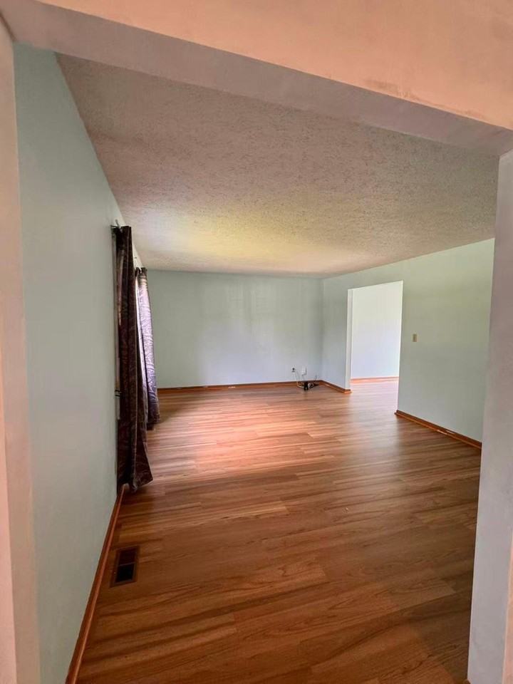 626 Harrison Rd - Photo 2 of 13