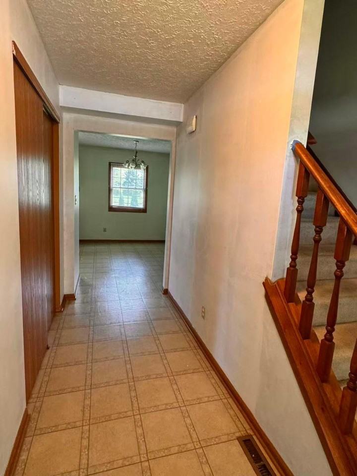 626 Harrison Rd - Photo 6 of 13