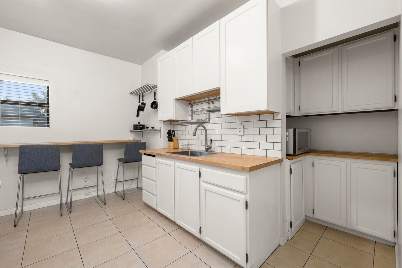182 E St #2 - Photo 3 of 17