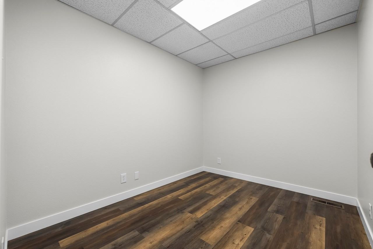 405 S St #2 - Photo 5 of 18