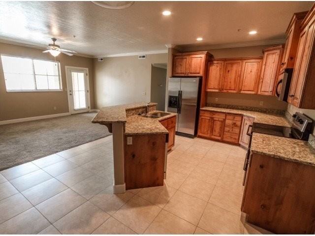 952 Wn #204 - Photo 3 of 3