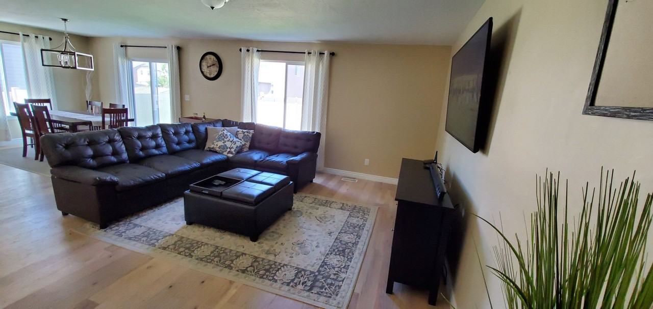 2349 E Jim Bridger Dr - Photo 3 of 20