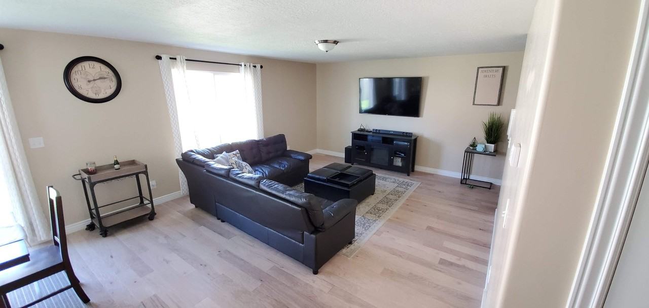 2349 E Jim Bridger Dr - Photo 4 of 20
