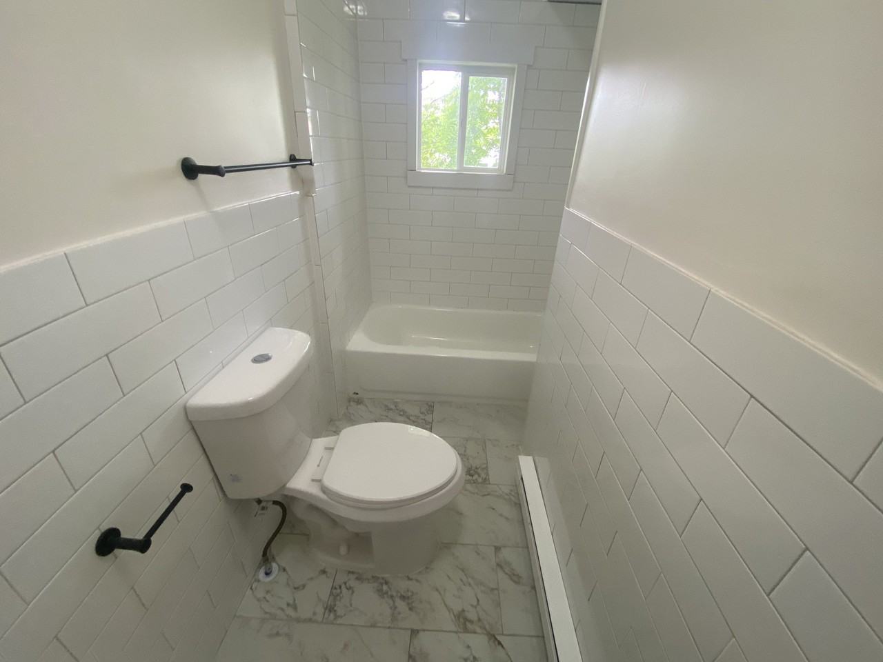 28 Pulaski St #3 - Photo 4 of 10