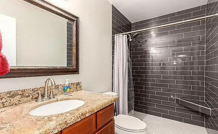 5257 W Acapulco Ln - Photo 3 of 7