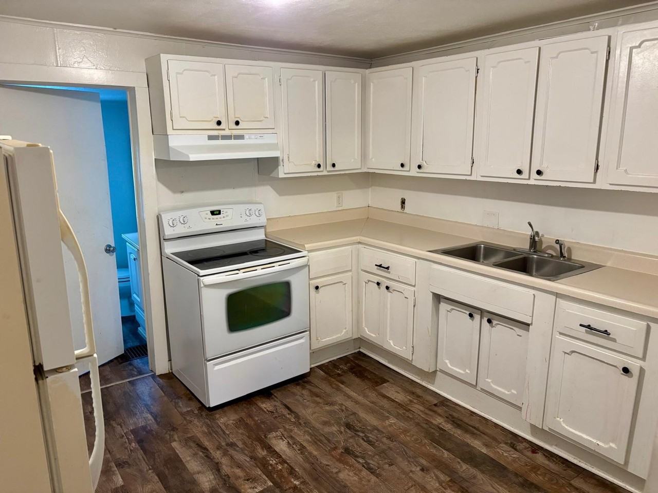116 S Fillmore St - Photo 2 of 15