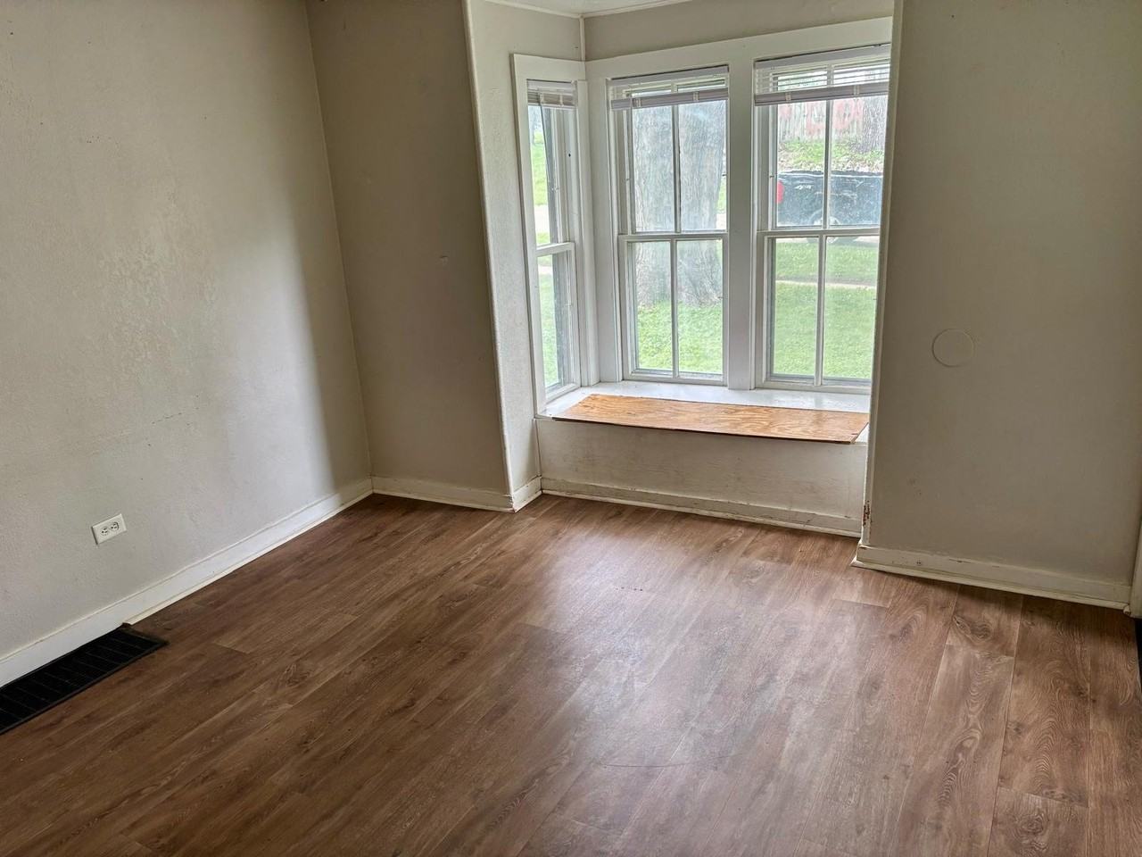 116 S Fillmore St - Photo 6 of 15